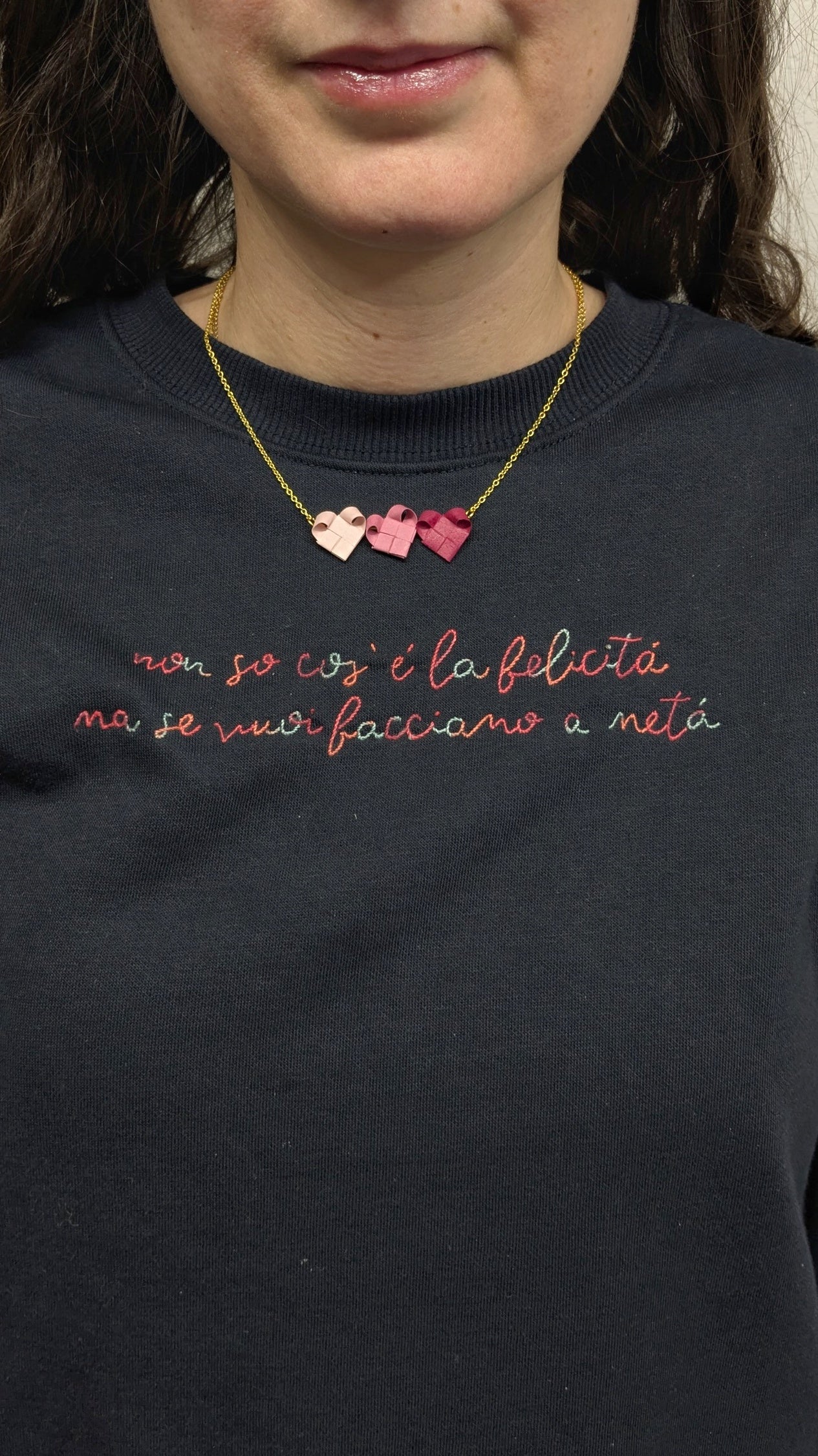 Halsband "INTRECCI" - 3 hjärtan